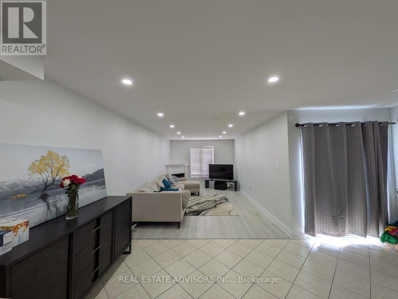80 Dooley Crescent, Ajax, Ontario  L1T 4J2 - Photo 9 - E13828220