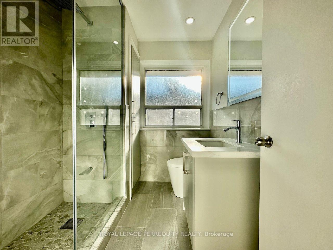 Main Level - 21 Janet Boulevard, Toronto, Ontario  M1R 1H5 - Photo 13 - E13828300