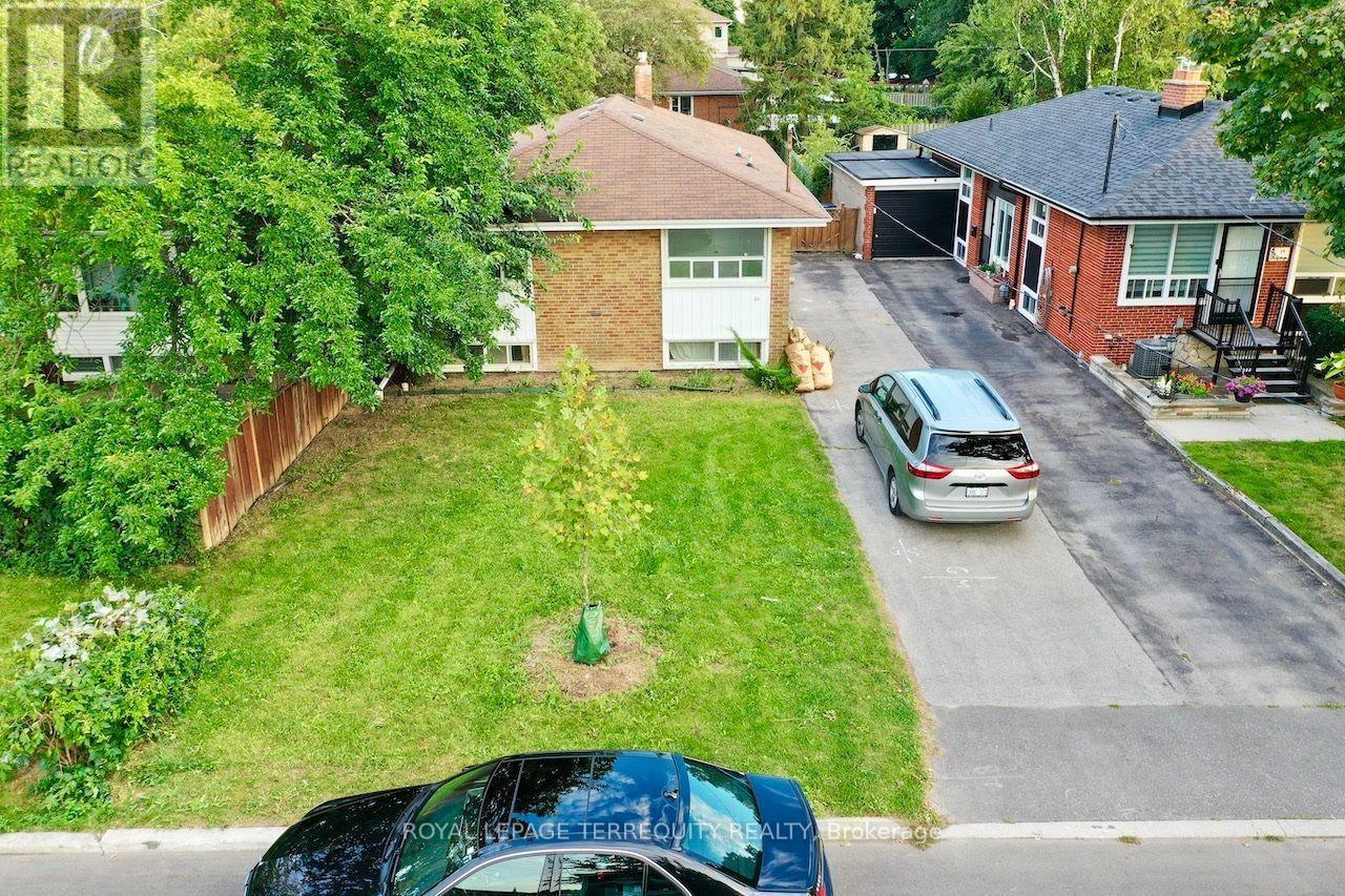 Main Level - 21 Janet Boulevard, Toronto, Ontario  M1R 1H5 - Photo 23 - E13828300