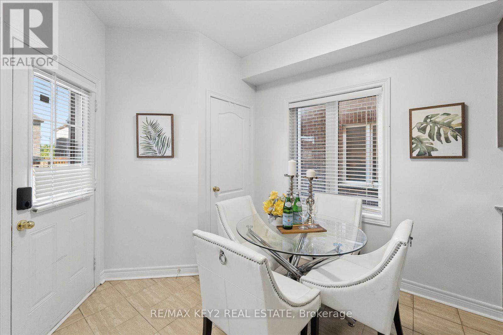 2458 Earl Grey Avenue, Pickering, Ontario  L1X 0B9 - Photo 15 - E13828306