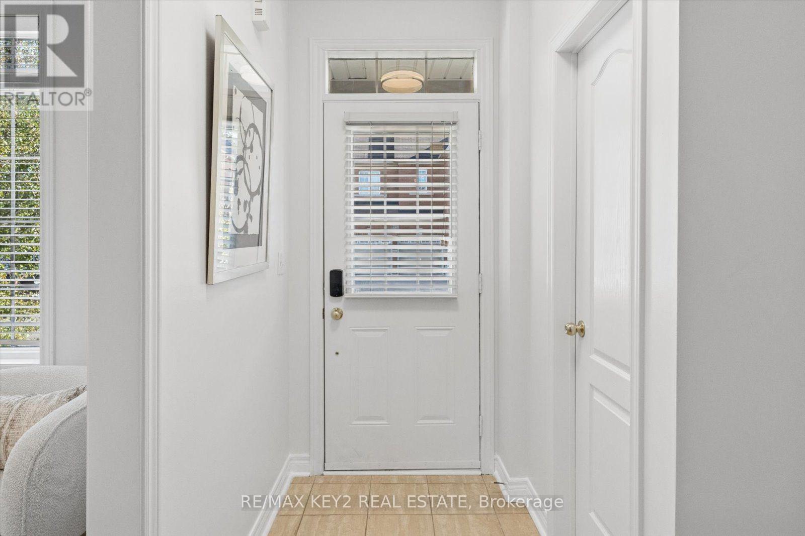 2458 Earl Grey Avenue, Pickering, Ontario  L1X 0B9 - Photo 3 - E13828306