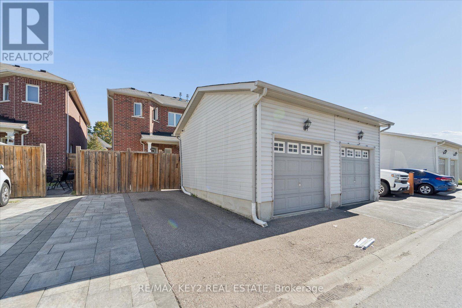 2458 Earl Grey Avenue, Pickering, Ontario  L1X 0B9 - Photo 40 - E13828306