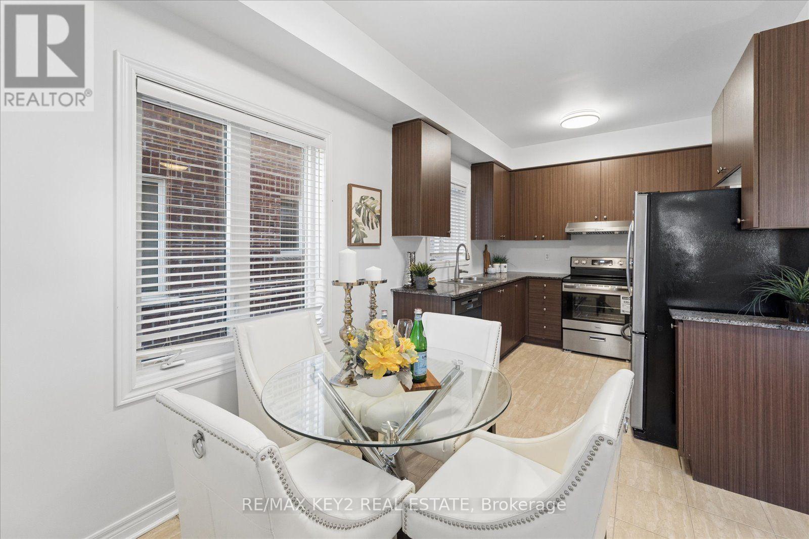 2458 Earl Grey Avenue, Pickering, Ontario  L1X 0B9 - Photo 8 - E13828306