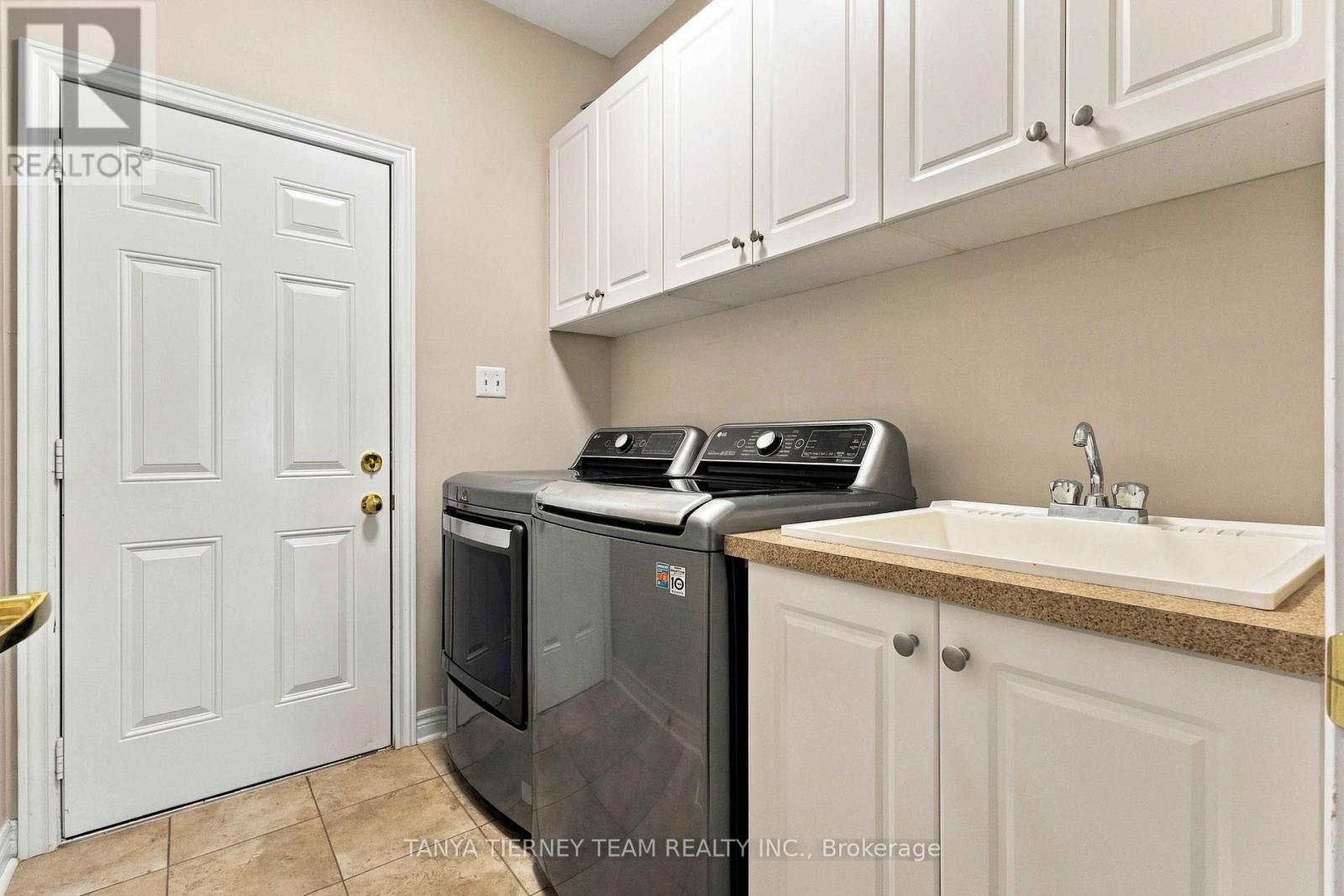 4 Branthaven Court, Whitby, Ontario  L1M 0B2 - Photo 24 - E13828312