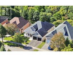 4 BRANTHAVEN COURT, Whitby, Ontario