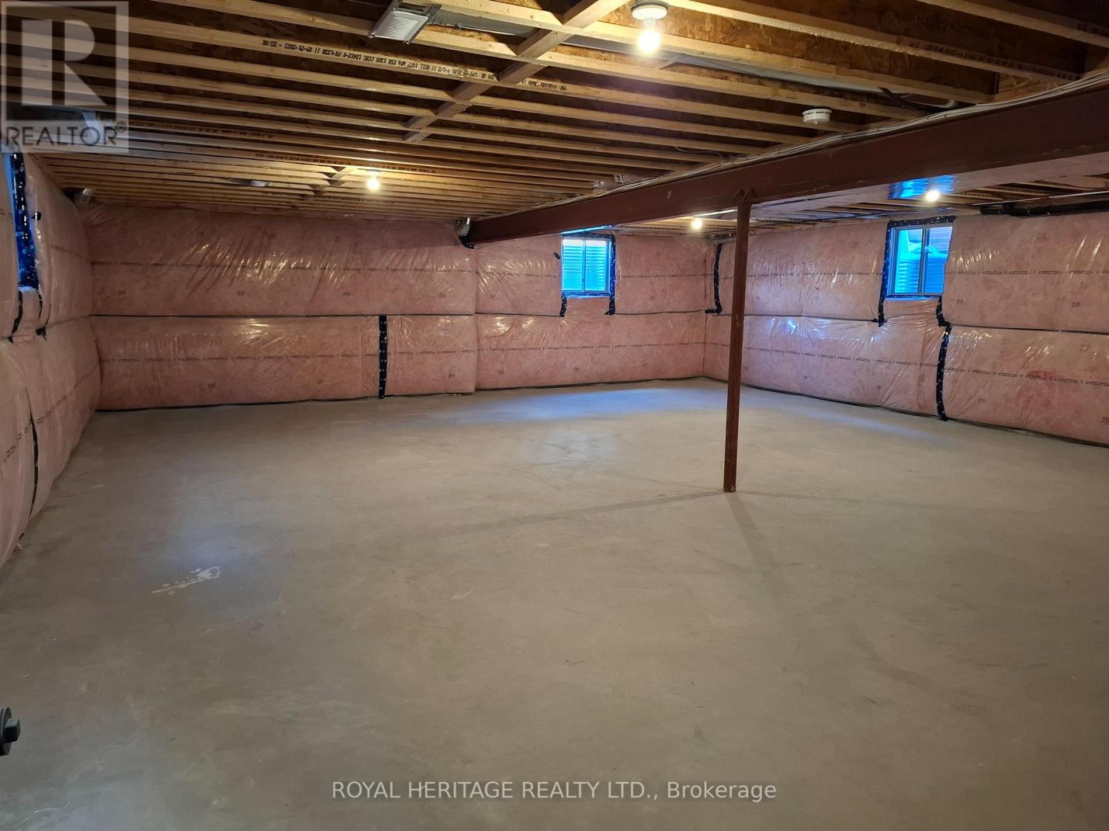 8 St Augustine Drive, Whitby, Ontario  L1M 0L7 - Photo 13 - E13828314