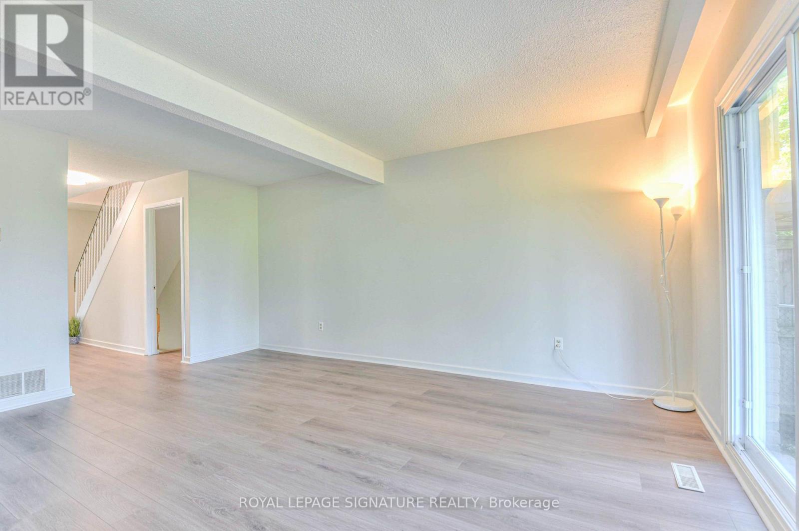 132 Valdor Drive, Toronto, Ontario  M1V 1R5 - Photo 11 - E13828388