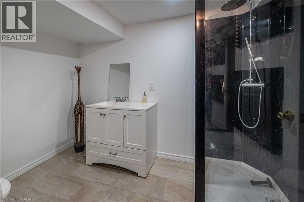 283 Plains Road W, Burlington, Ontario  L7T 1G1 - Photo 46 - 40863066