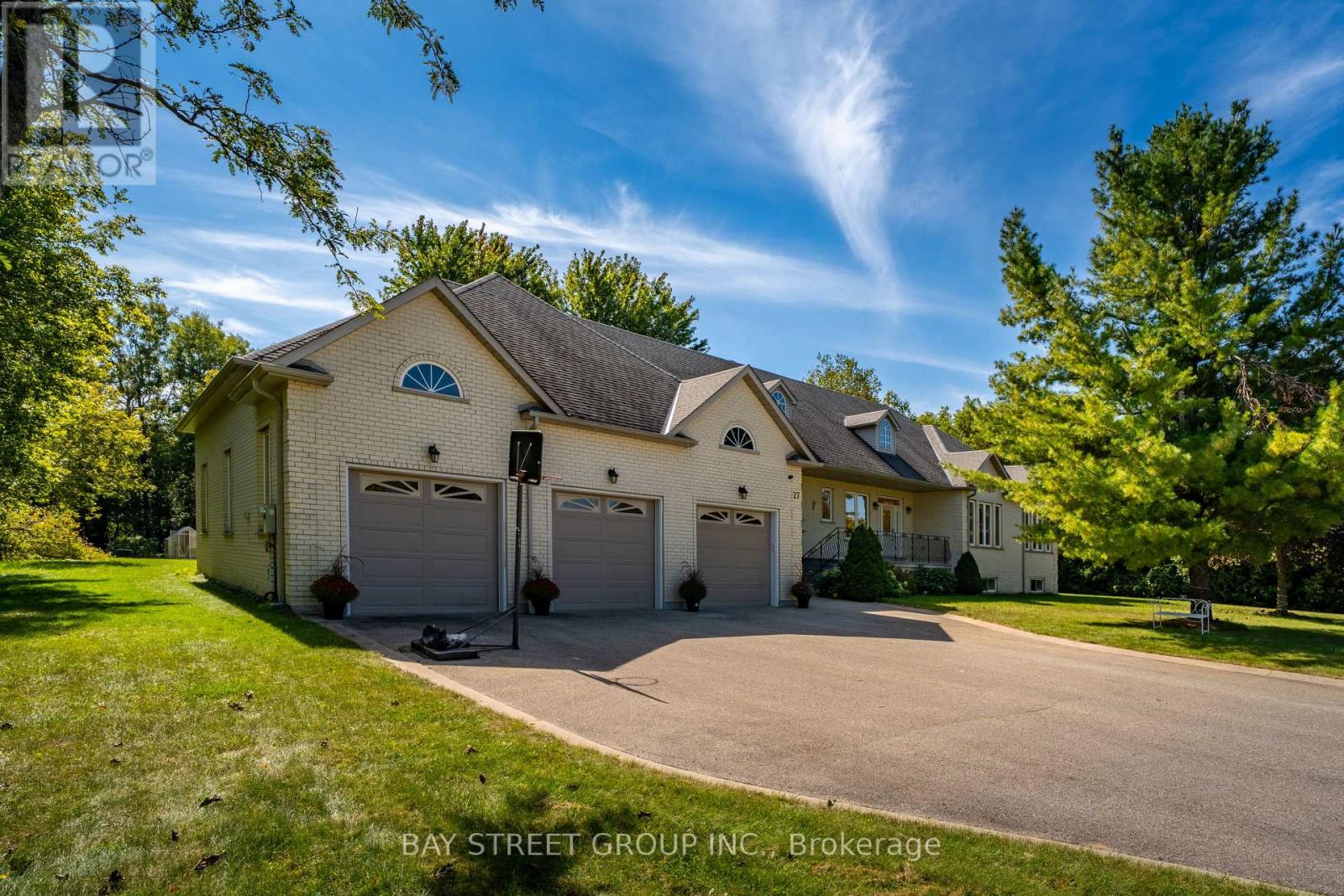 27 GEORGE PIPHER LANE, Whitchurch-Stouffville, Ontario