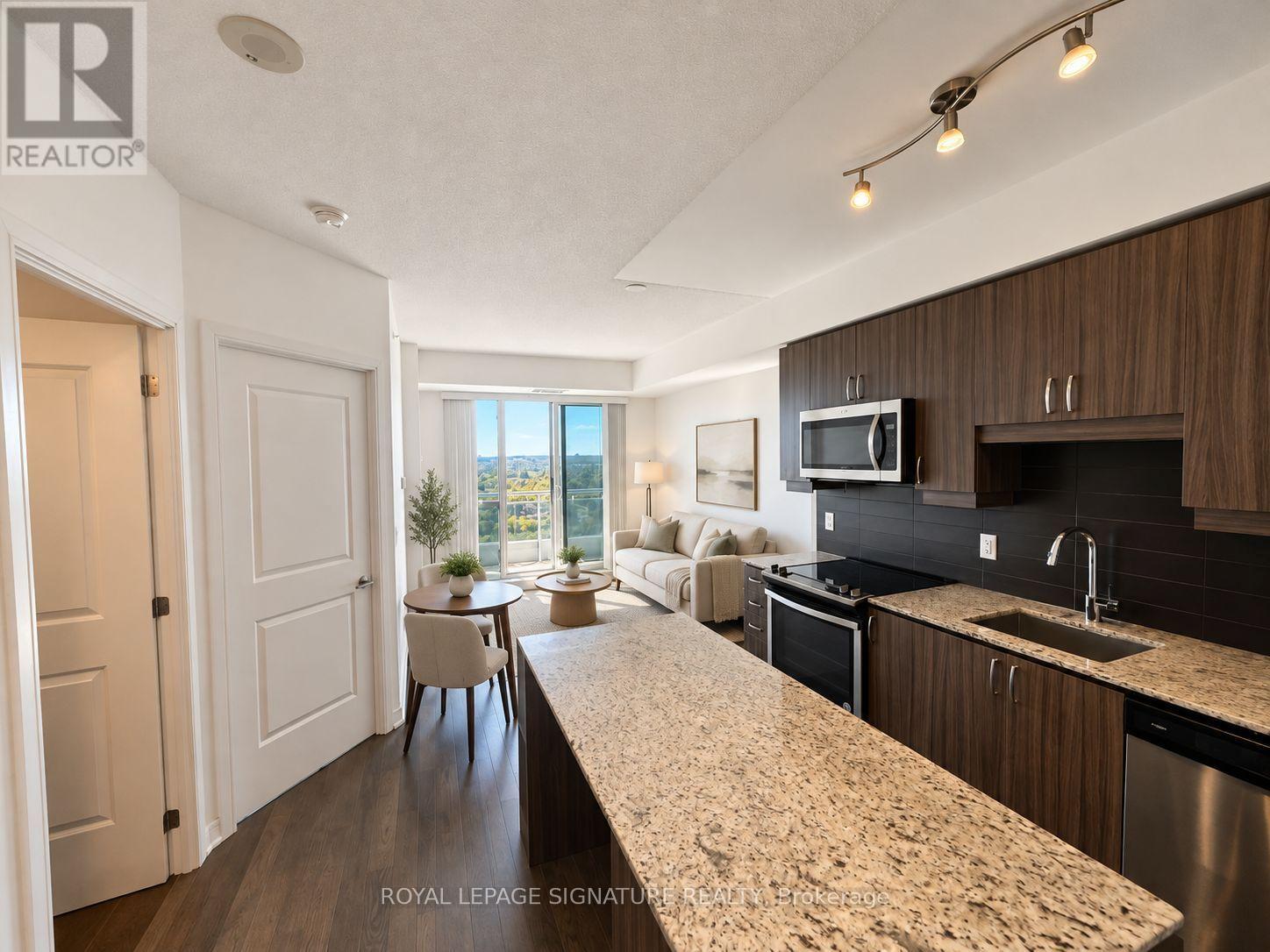 1610 - 9201 Yonge Street, Richmond Hill (Langstaff), Ontario  L4C 6Z2 - Photo 2 - N13828274