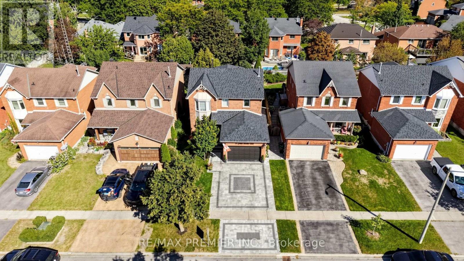 97 Golden Meadow Road, Barrie, Ontario  L4N 7G3 - Photo 12 - S13828092