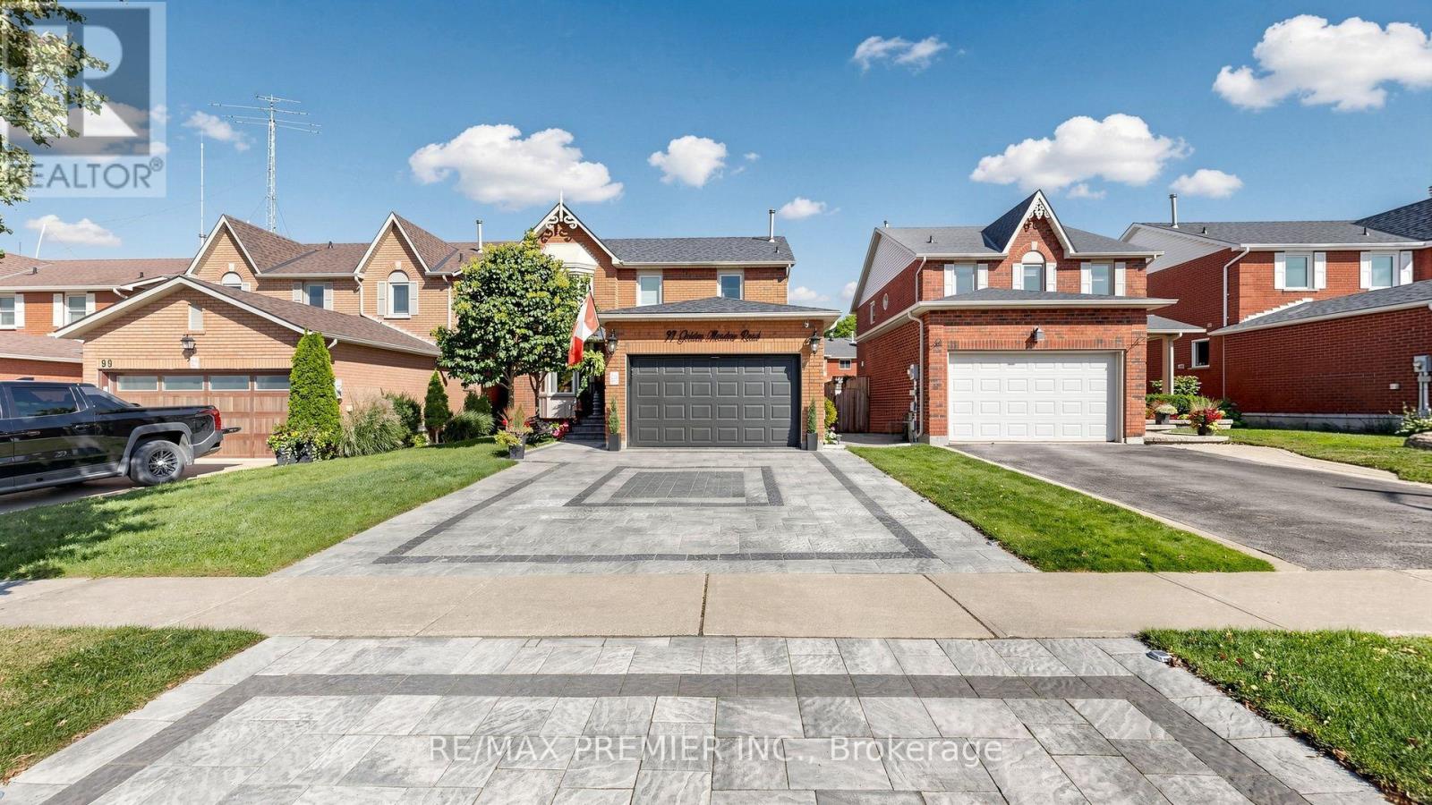 97 Golden Meadow Road, Barrie, Ontario  L4N 7G3 - Photo 2 - S13828092