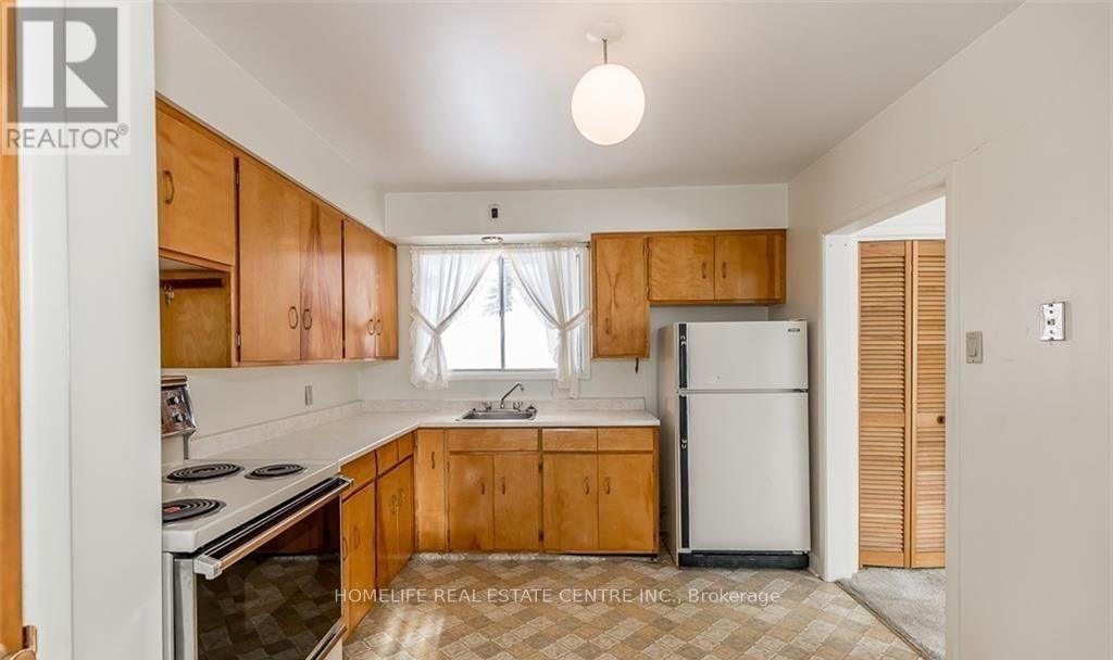 (Upstairs) - 28 Pratt Road, Barrie, Ontario  L4M 2L1 - Photo 12 - S13828138