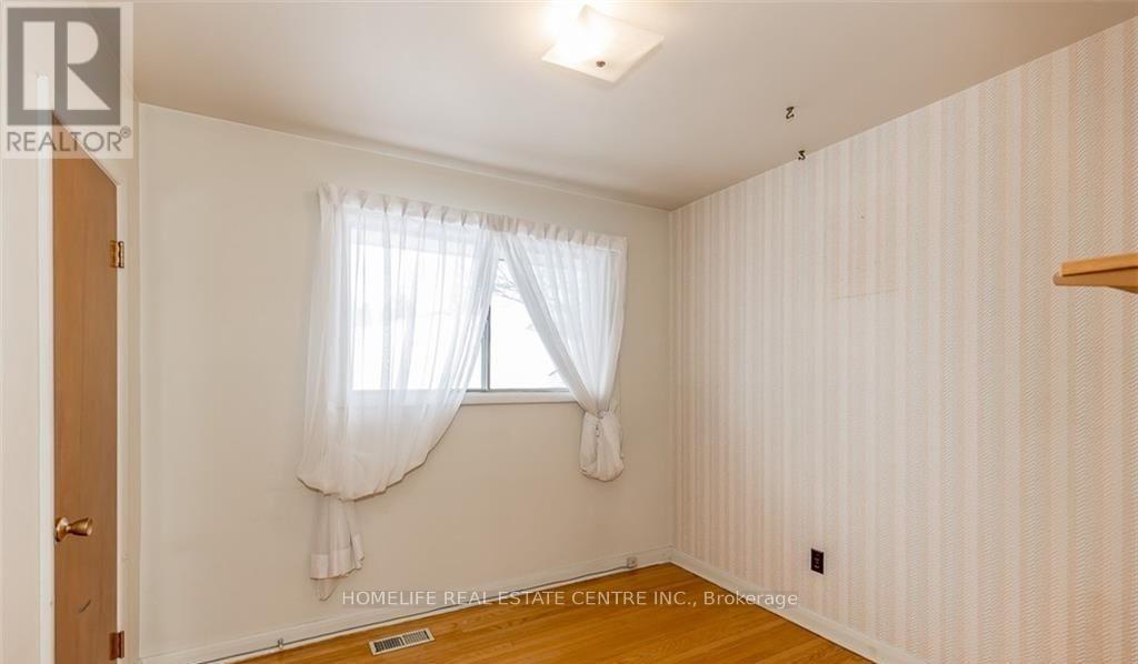 (Upstairs) - 28 Pratt Road, Barrie, Ontario  L4M 2L1 - Photo 15 - S13828138