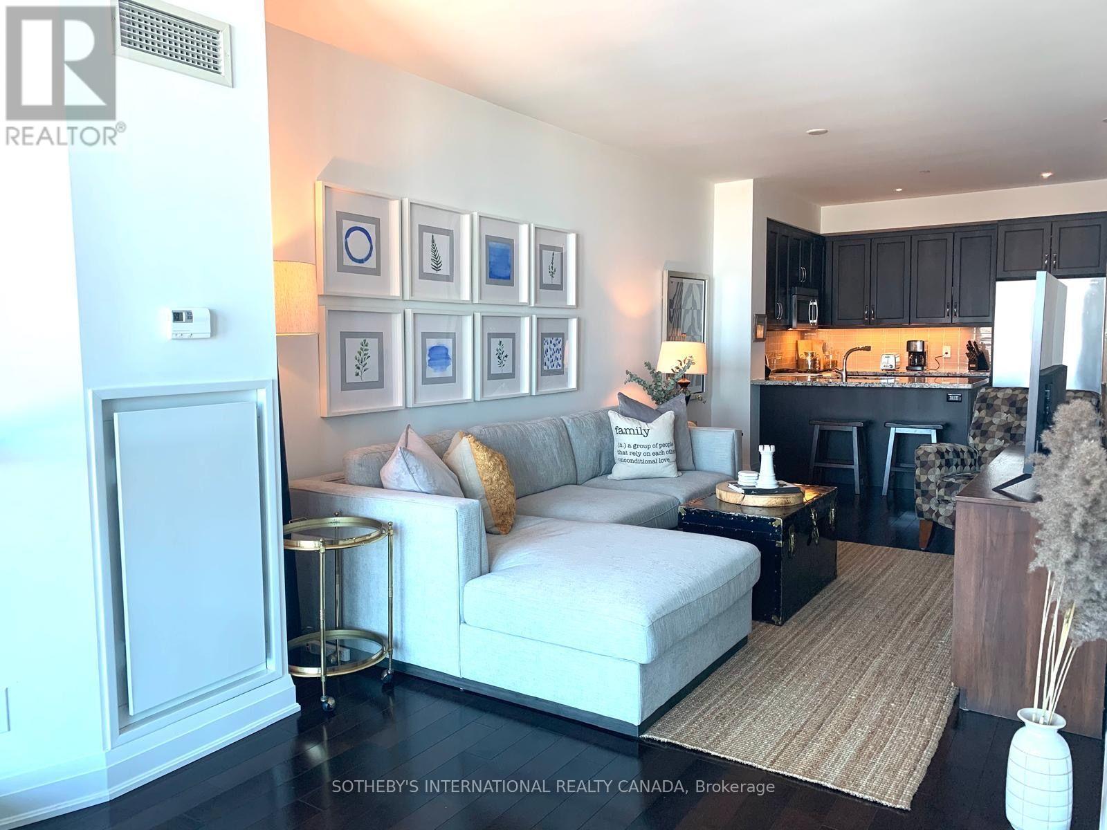 624 - 11 Bronte Road, Oakville, Ontario  L6L 0E1 - Photo 3 - W13828158