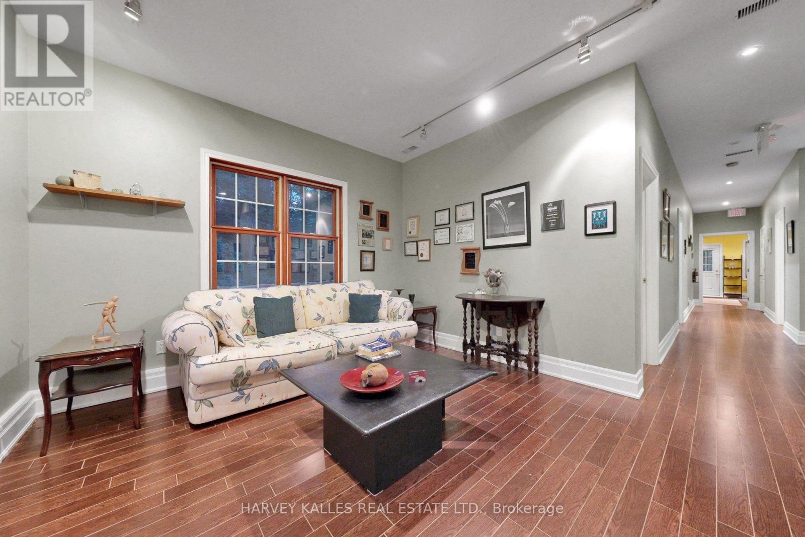 11084 Fifth Line, Milton, Ontario  N0B 2K0 - Photo 2 - W13828246