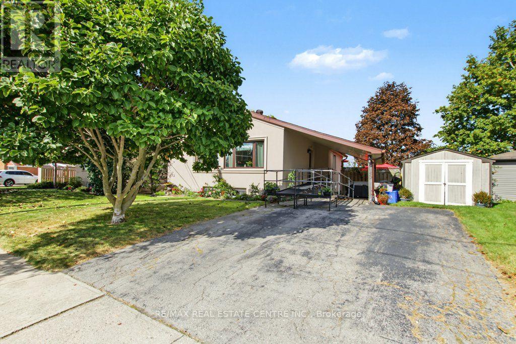 15 NORTON CRESCENT, Halton Hills, Ontario