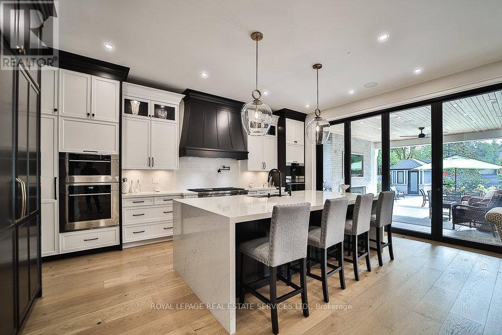 1301 Twin Oaks Dell, Mississauga, Ontario  L5H 3J9 - Photo 11 - W13828284