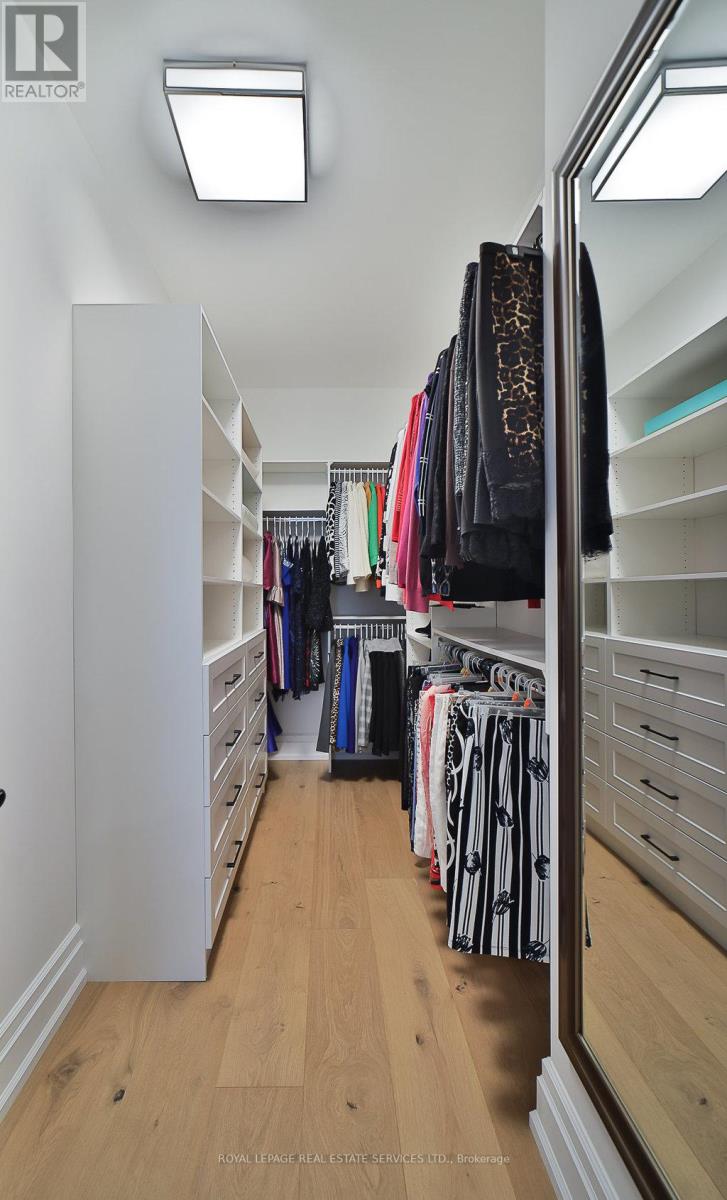 1301 Twin Oaks Dell, Mississauga, Ontario  L5H 3J9 - Photo 23 - W13828284