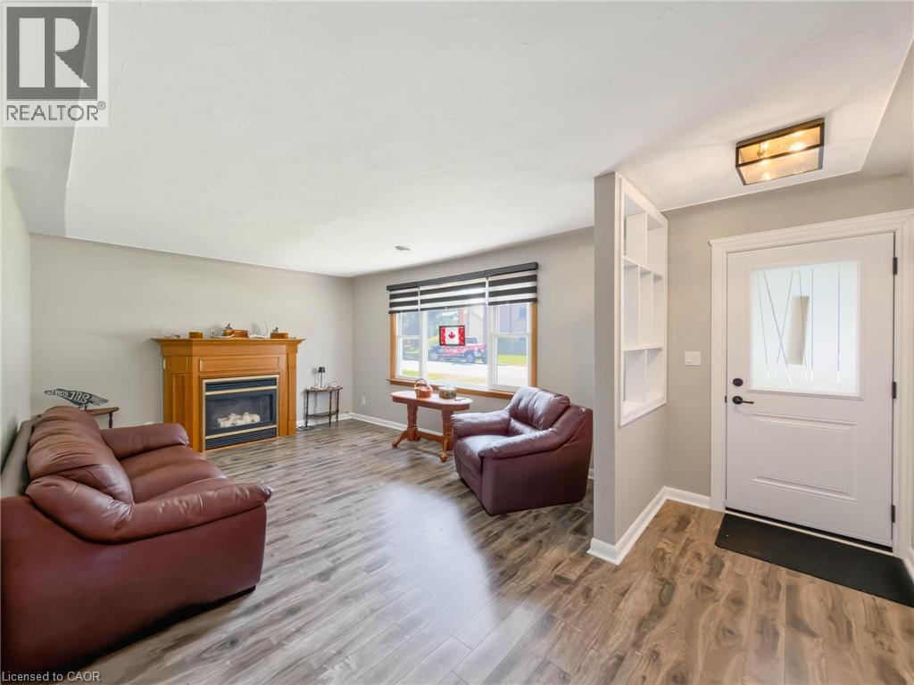 323 Brace Street, Dunnville, Ontario  N1A 2A5 - Photo 13 - 40865696