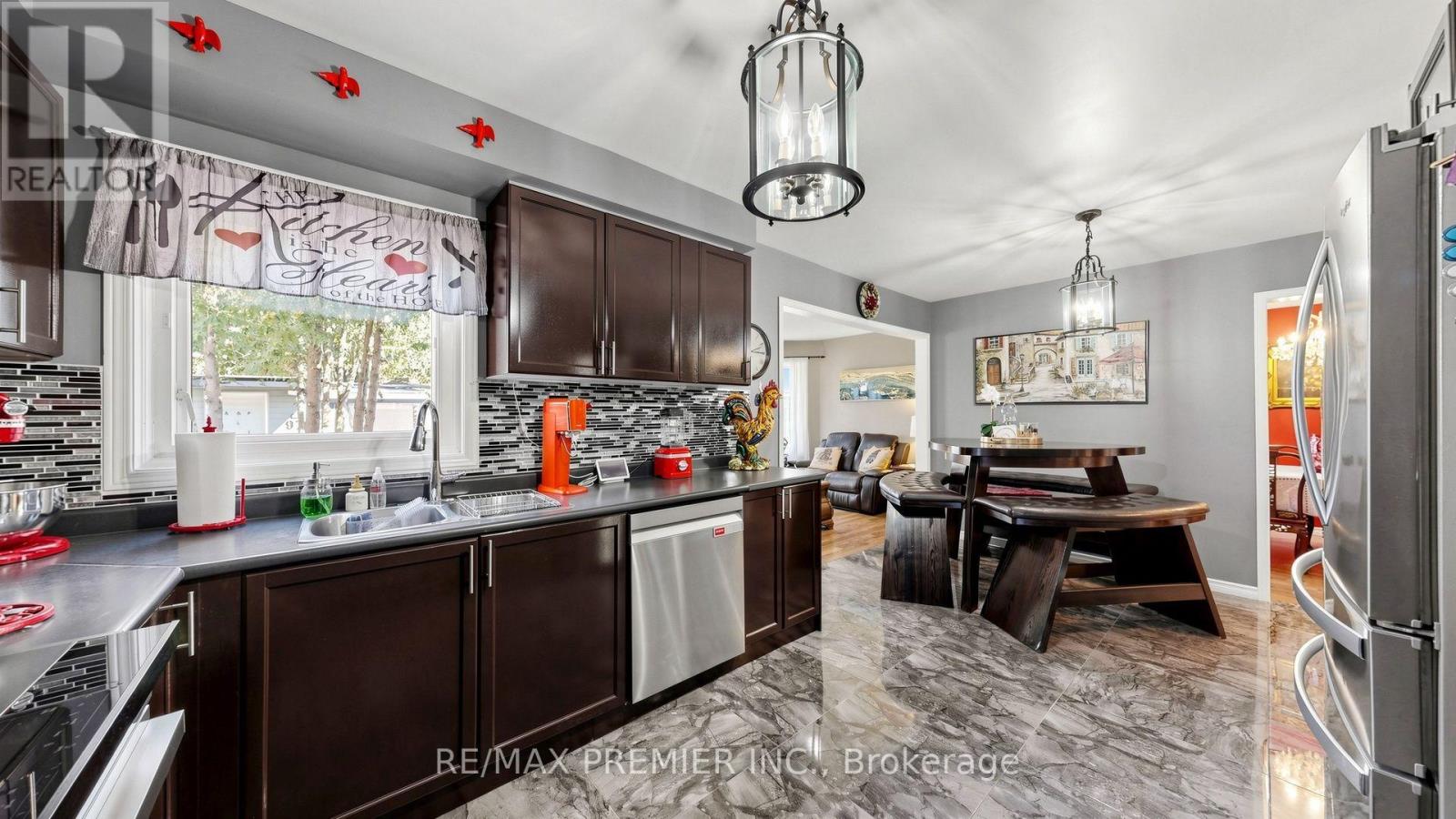 97 Golden Meadow Road, Barrie, Ontario  L4N 7G3 - Photo 14 - S13828092
