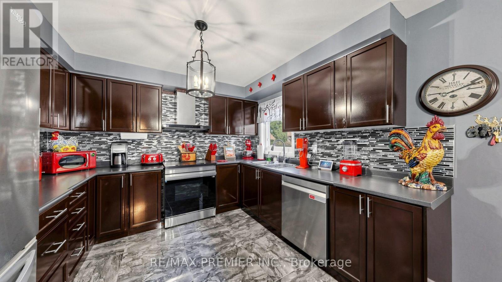 97 Golden Meadow Road, Barrie, Ontario  L4N 7G3 - Photo 17 - S13828092