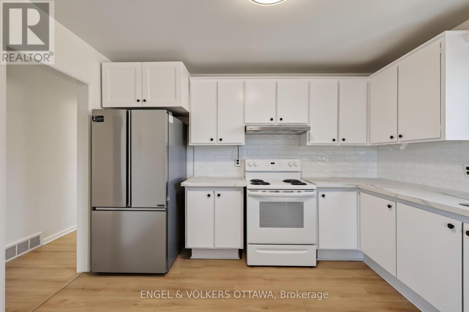 B - 1132 CLYDE AVENUE, Ottawa, Ontario