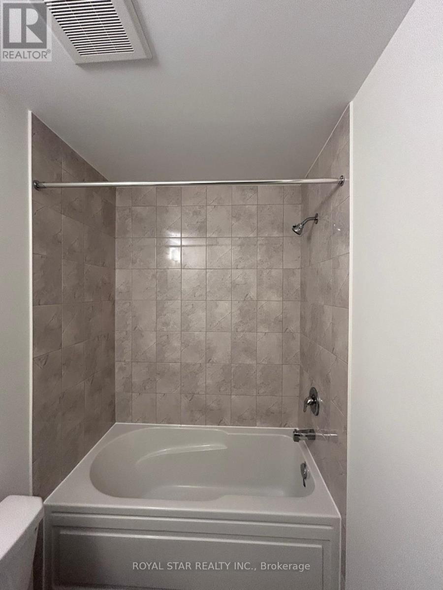 8 Baskett Street, Brantford, Ontario  N3T 5L5 - Photo 30 - X13828100