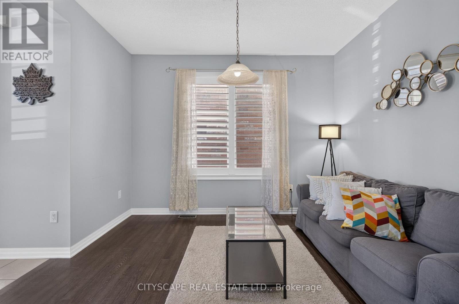 366 Montreal Circle, Hamilton, Ontario  L8E 0C7 - Photo 11 - X13828102