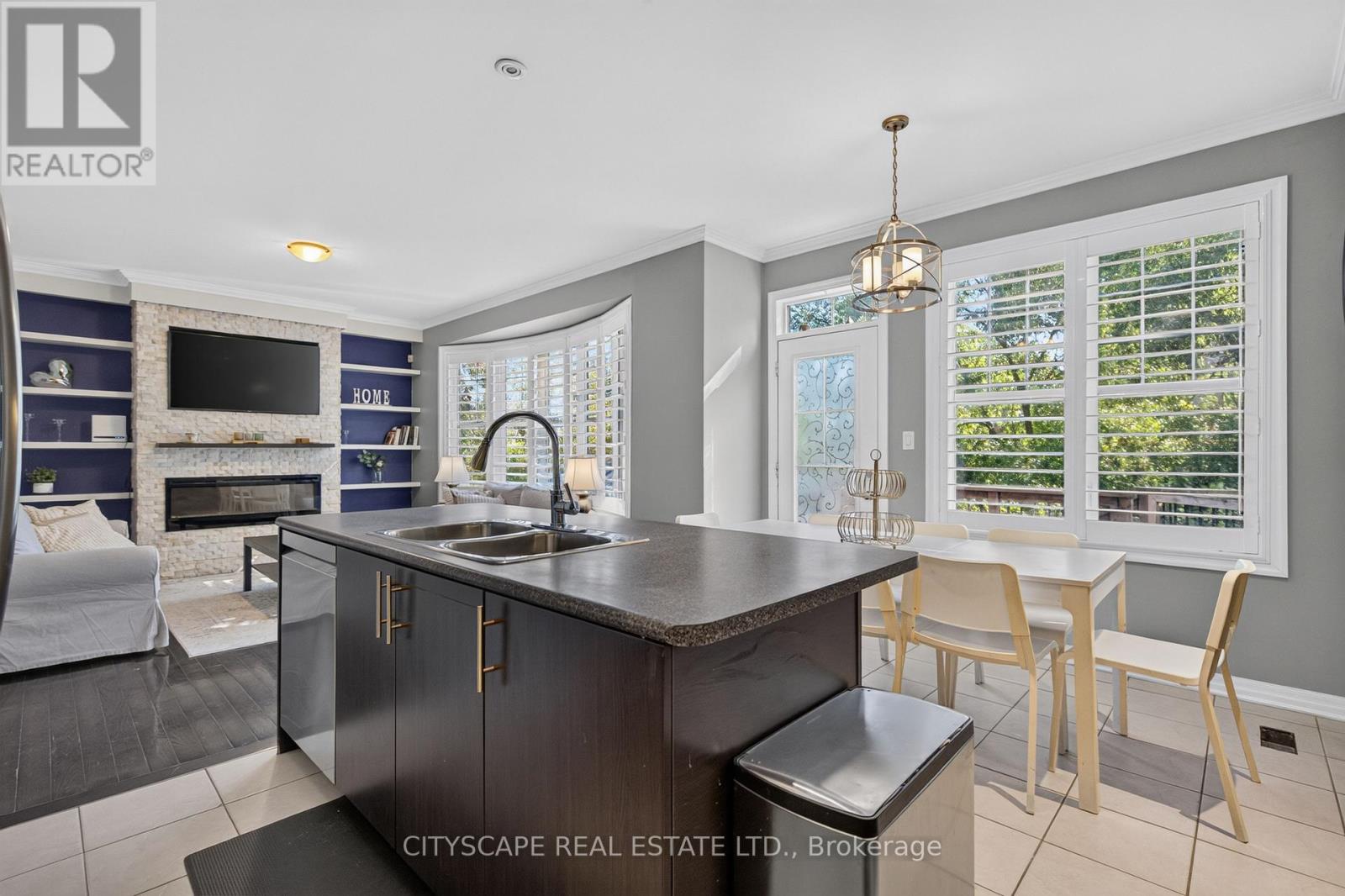 366 Montreal Circle, Hamilton, Ontario  L8E 0C7 - Photo 19 - X13828102