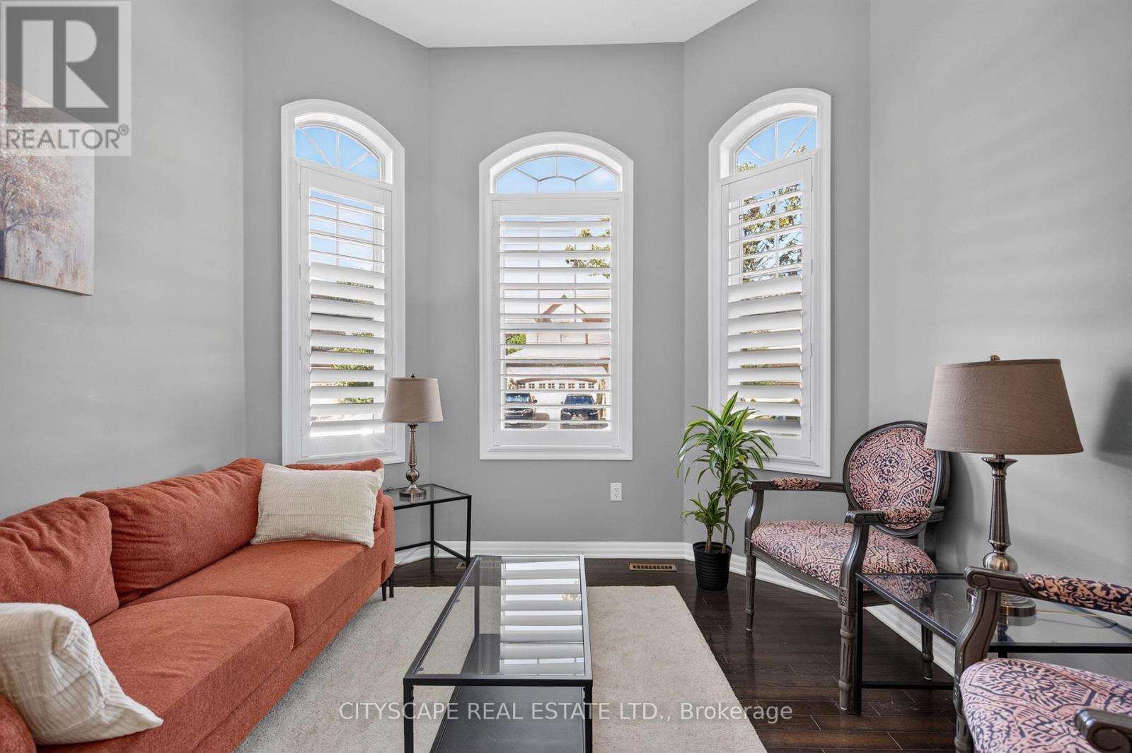 366 Montreal Circle, Hamilton, Ontario  L8E 0C7 - Photo 6 - X13828102