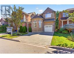 366 MONTREAL CIRCLE, Hamilton, Ontario