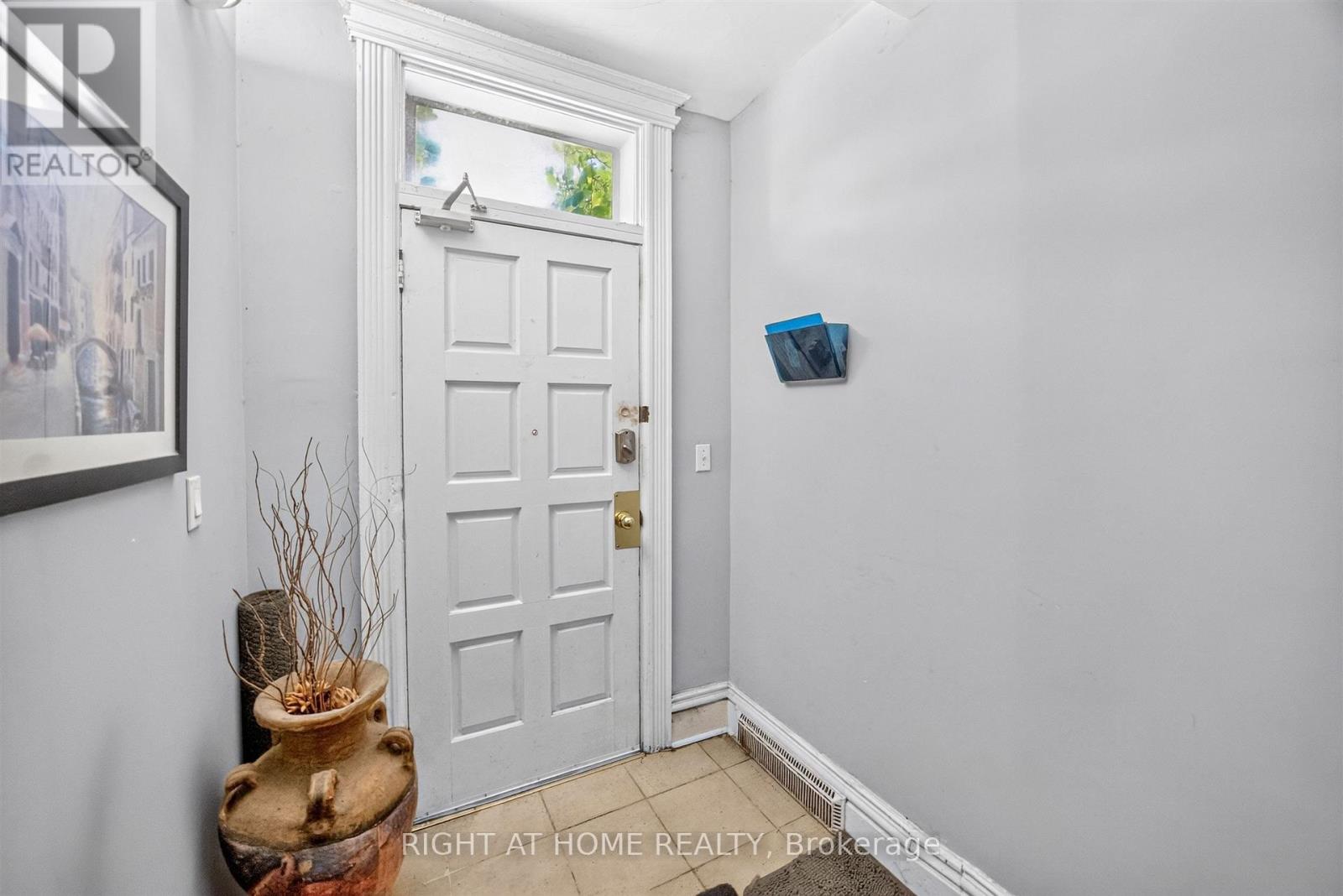 1 - 24 Locke Street S, Hamilton, Ontario  L8P 3Z8 - Photo 5 - X13828150