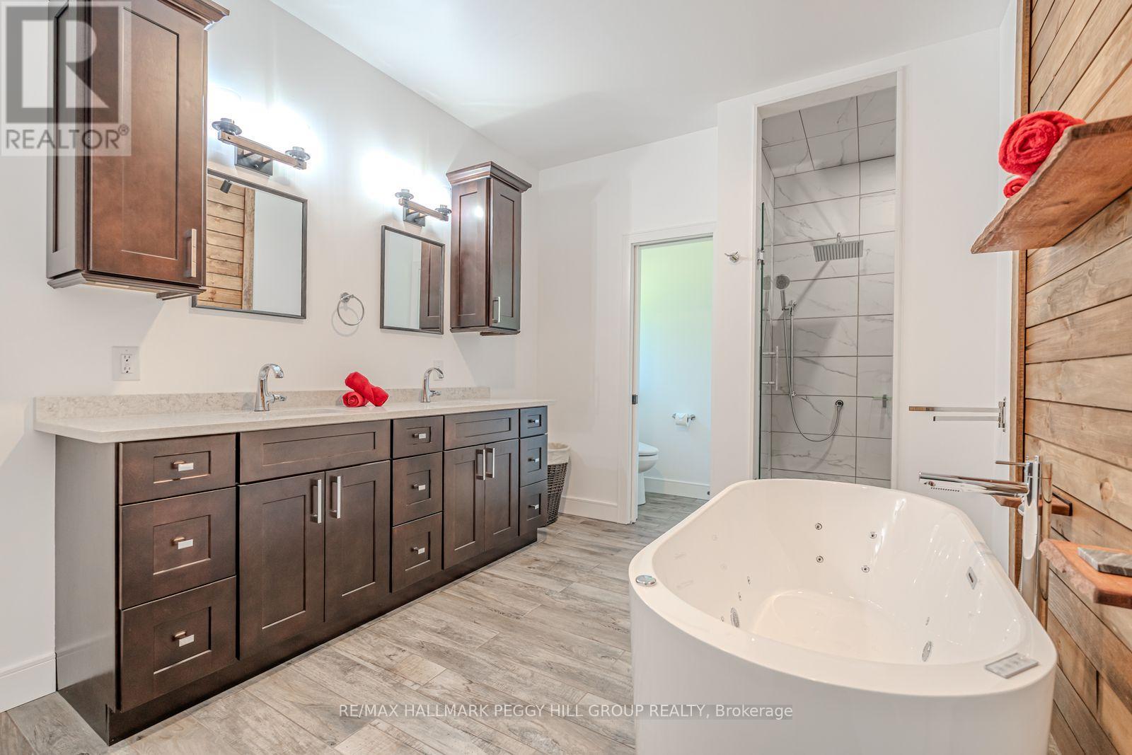 4571 Aspdin Road, Muskoka Lakes, Ontario  P0B 1M0 - Photo 12 - X13828194