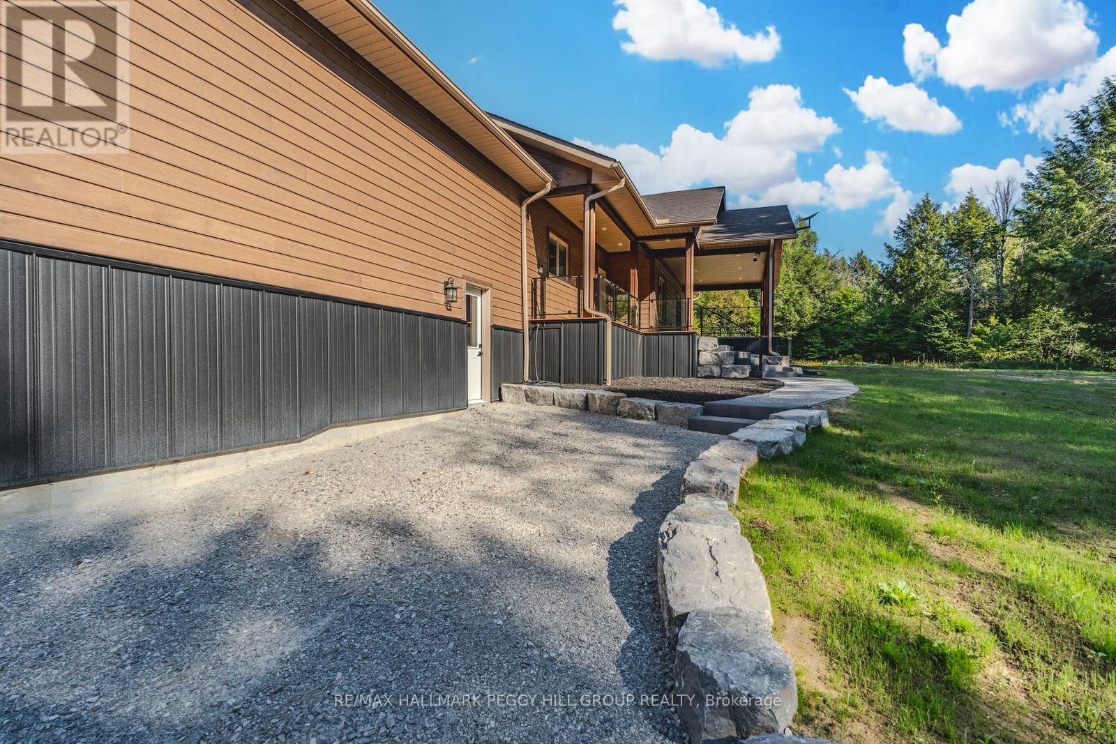 4571 Aspdin Road, Muskoka Lakes, Ontario  P0B 1M0 - Photo 21 - X13828194