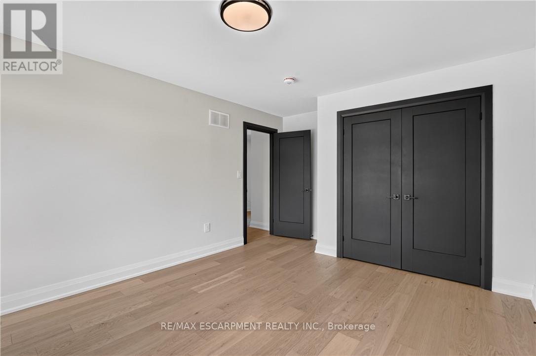 8905 Angie Drive, Niagara Falls, Ontario  L2H 3W8 - Photo 33 - X13828362