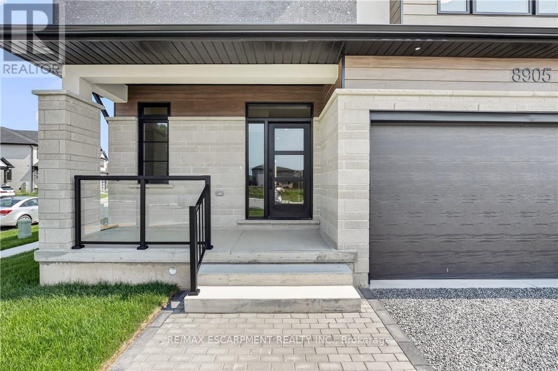 8905 Angie Drive, Niagara Falls, Ontario  L2H 3W8 - Photo 4 - X13828362