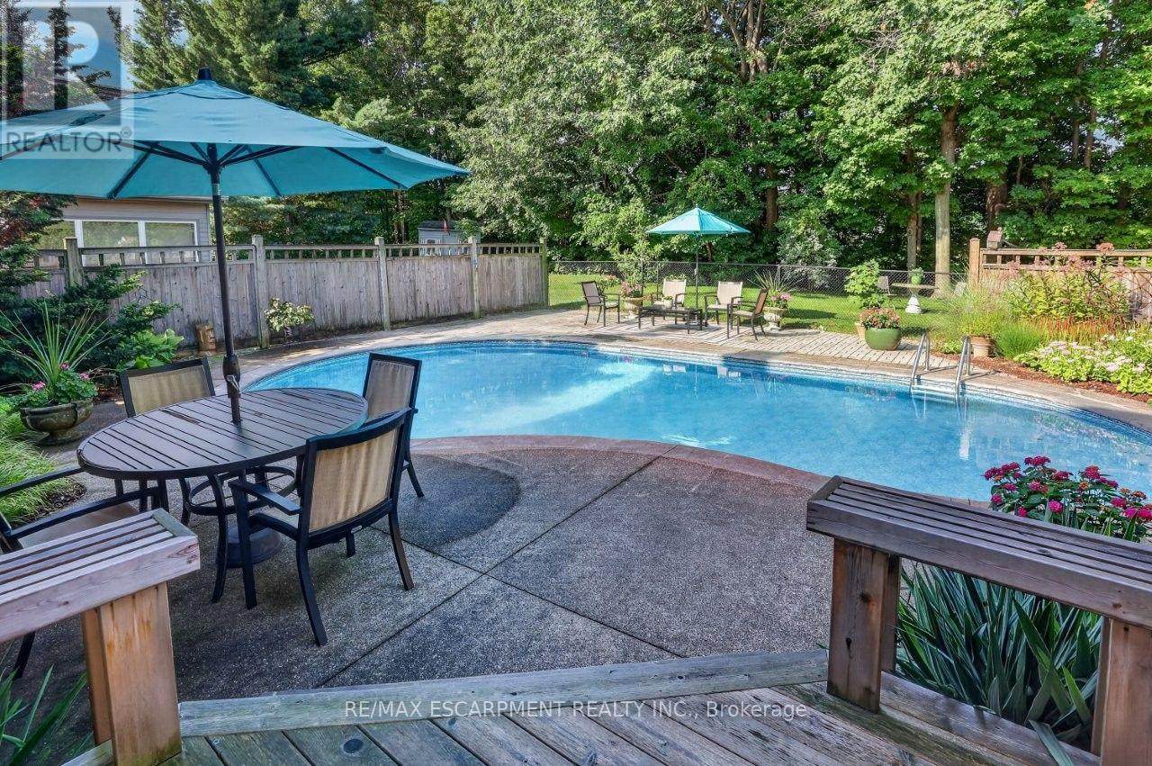 4272 Village Park Drive, Lincoln, Ontario  L3J 0H3 - Photo 13 - X13828390