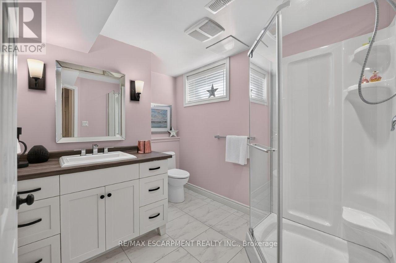 4272 Village Park Drive, Lincoln, Ontario  L3J 0H3 - Photo 33 - X13828390