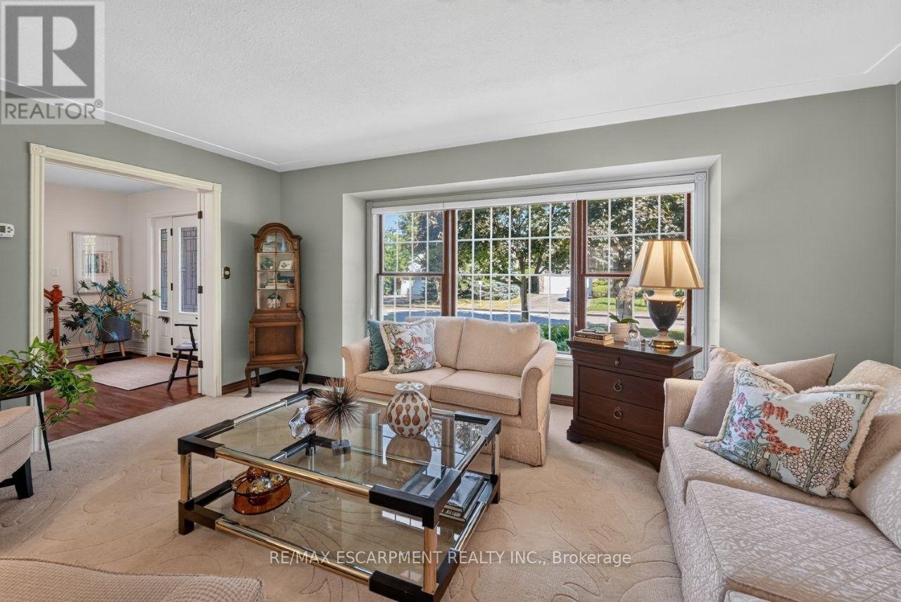 4272 Village Park Drive, Lincoln, Ontario  L3J 0H3 - Photo 6 - X13828390