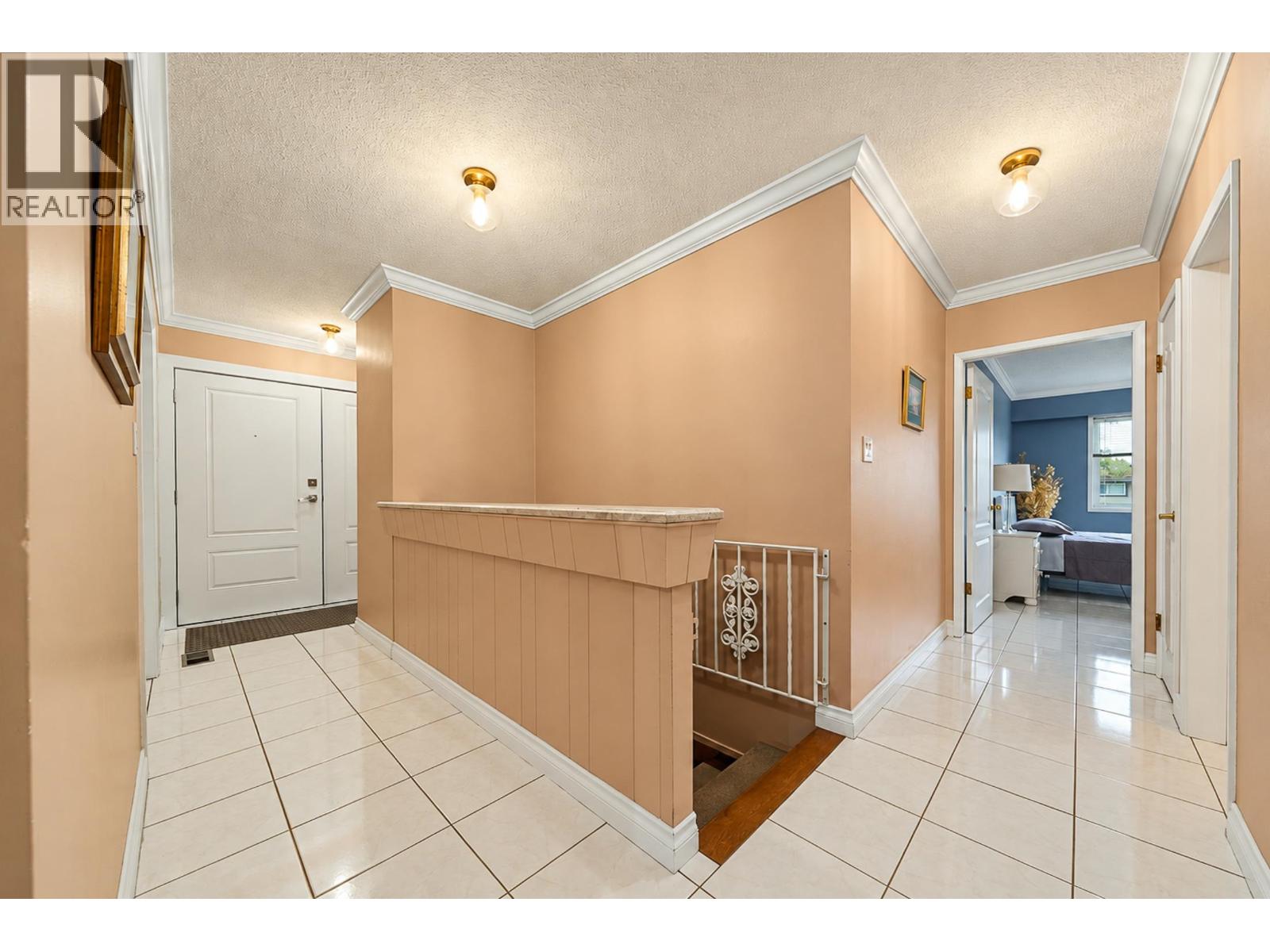 775 Esmond Avenue, Burnaby, British Columbia  V5C 4K4 - Photo 11 - R3168809