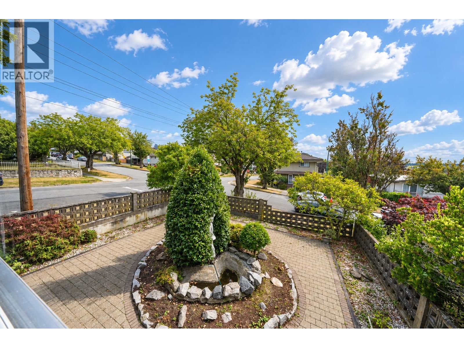 775 Esmond Avenue, Burnaby, British Columbia  V5C 4K4 - Photo 8 - R3168809