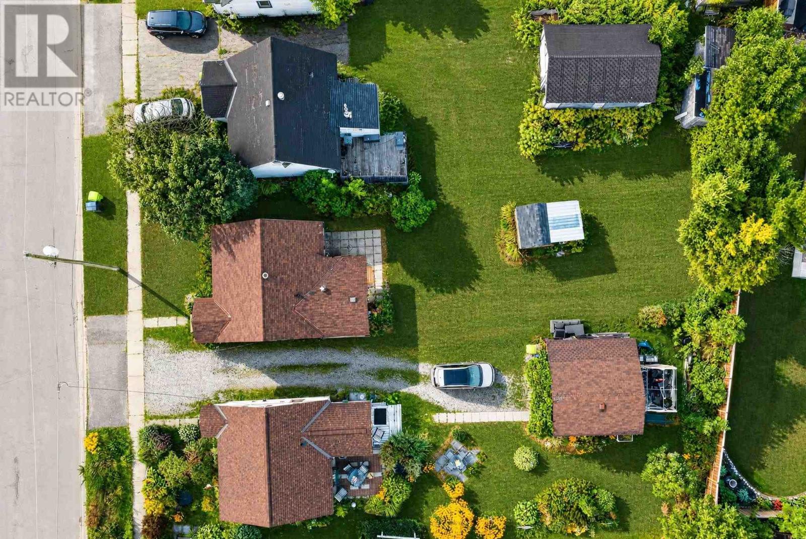 702 Lennox Ave, Sault Ste. Marie, Ontario  P6C 3P8 - Photo 8 - SM262530