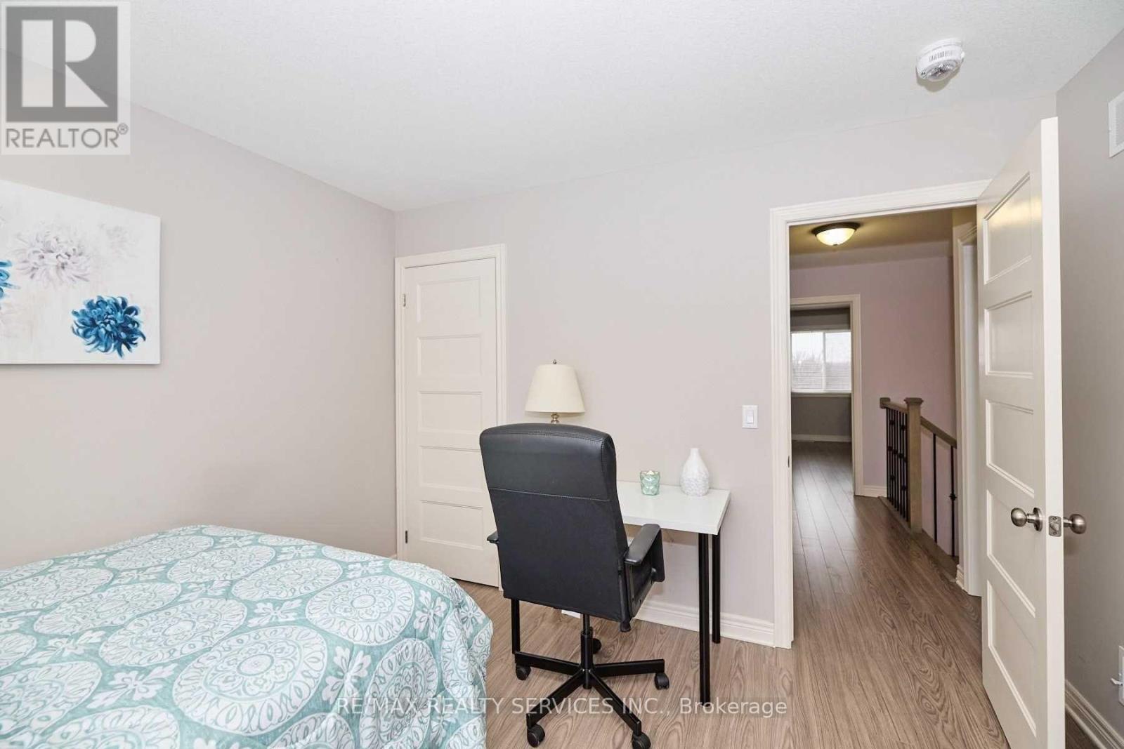 Upper - 6045 Ernest Crescent, Niagara Falls, Ontario  L2H 0H9 - Photo 17 - X13826762
