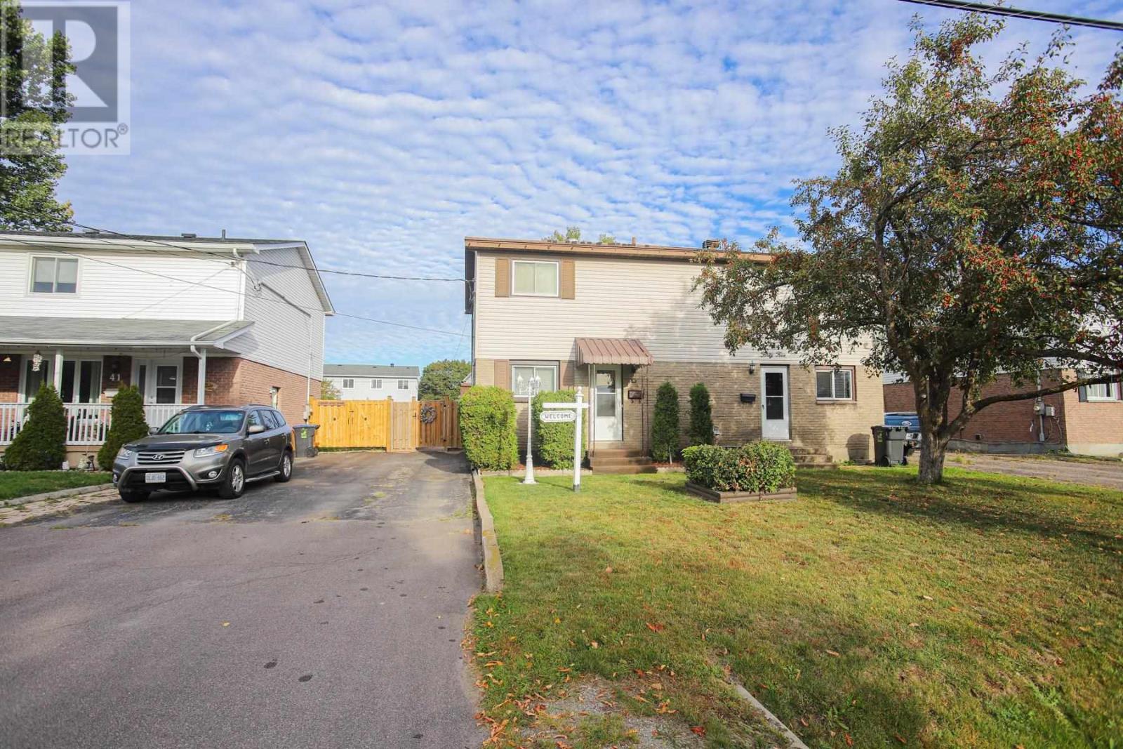 43 Broadview Dr, Sault Ste. Marie, Ontario  P6A 5S1 - Photo 3 - SM262680