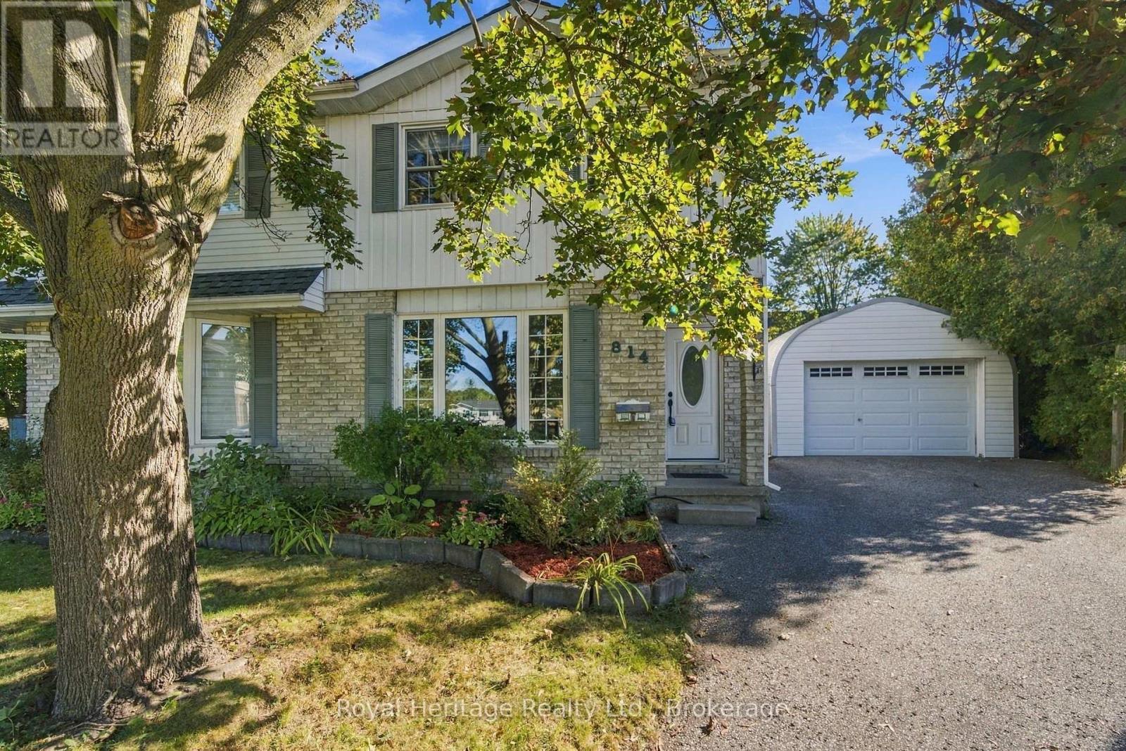 814 CAVAN COURT, Oshawa, Ontario