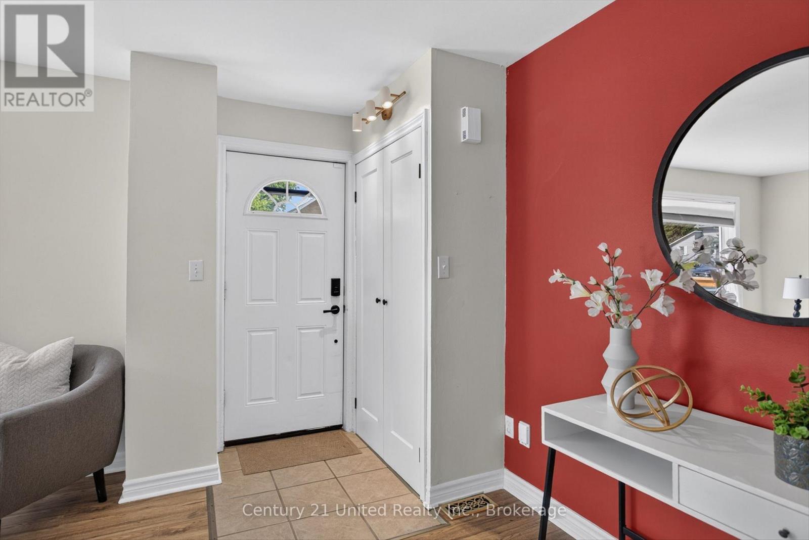 4 Bertie Street, Kawartha Lakes, Ontario  K9V 1J1 - Photo 6 - X13828450