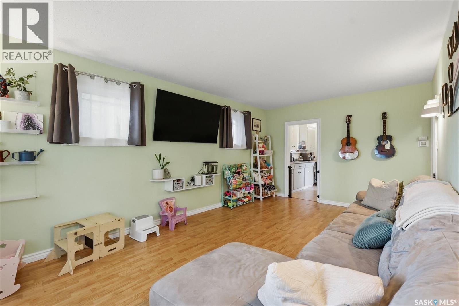 115 Ash Street E, Saskatoon, Saskatchewan  S7J 0J7 - Photo 4 - SK049547