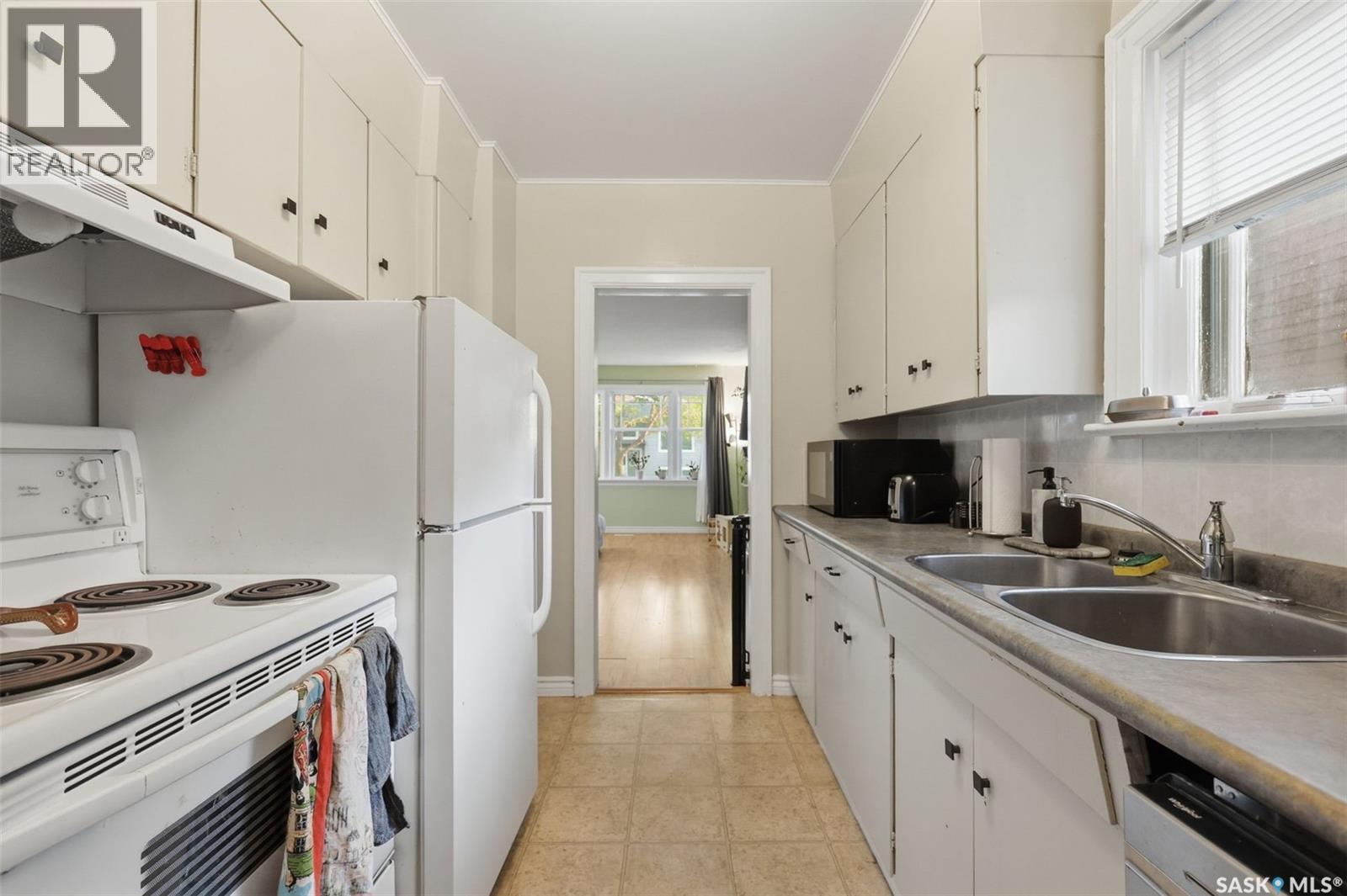115 Ash Street E, Saskatoon, Saskatchewan  S7J 0J7 - Photo 7 - SK049547
