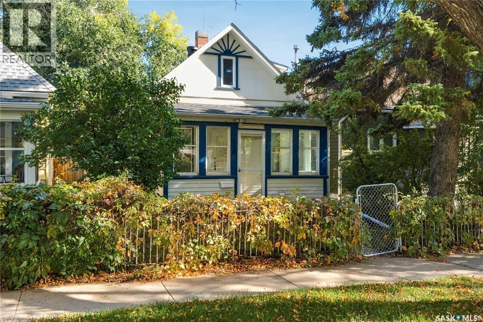 218 G Avenue N, Saskatoon, Saskatchewan  S7L 1Z1 - Photo 2 - SK049519